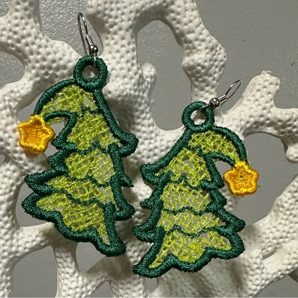 Embroidered Freestanding Lace Green Christmas Tree Earrings with a yellow star